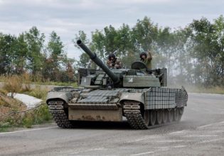 Ουκρανία: Καταδικάζει την κήρυξη «στρατιωτικού νόμου» από Πούτιν στις προσαρτημένες περιοχές