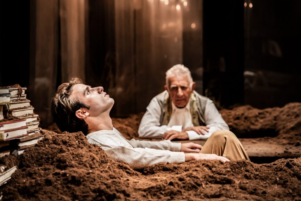 «Το ταξίδι μεγάλης μέρας μέσα στη νύχτα» του Ευγένιου Ο’ Νηλ με την Μπέτυ Αρβανίτη στο Θέατρο Κεφαλληνίας