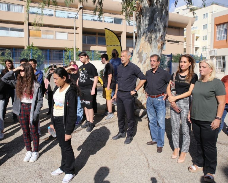 Δήμος Πειραιάς: Πρόγραμμα ενημέρωσης για την οδική ασφάλεια σε Λύκεια της πόλης