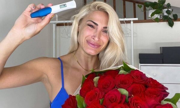 Ιωάννα Τούνη: Το μωράκι ξεκίνησε να κλωτσάει – Το τρυφερό βίντεο με τη φουσκωμένη της κοιλιά