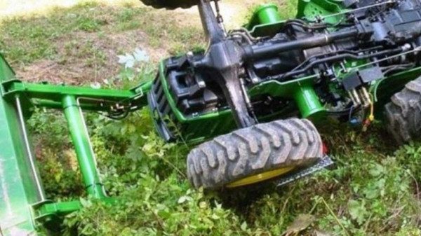 Αχαΐα: 59χρονη καταπλακώθηκε από τρακτέρ