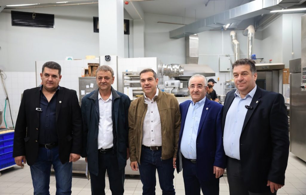Τσίπρας: Αδιανόητο ότι δεν έχουν μειωθεί ΦΠΑ και ΕΦΚ – Κύμα λουκέτων στα αρτοποιεία