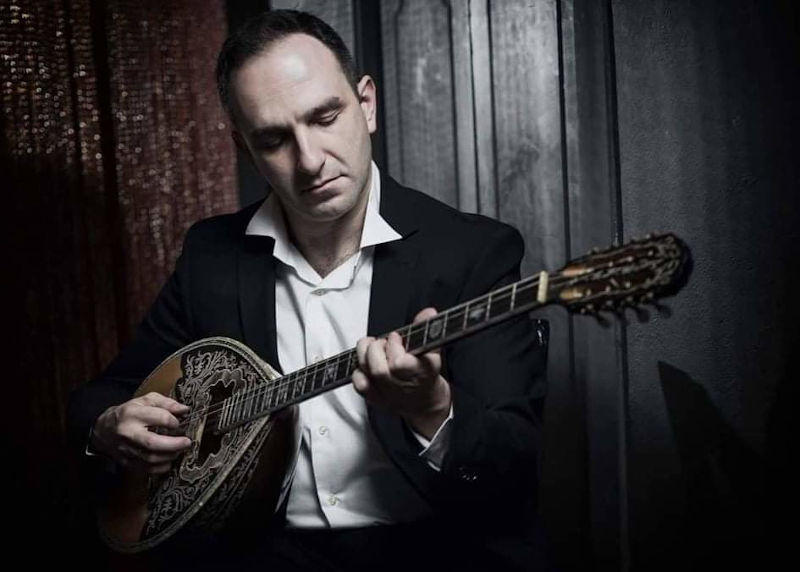 Ένα ταξίδι στη χώρα του μπουζουκιού στη Μουσική βιβλιοθήκη