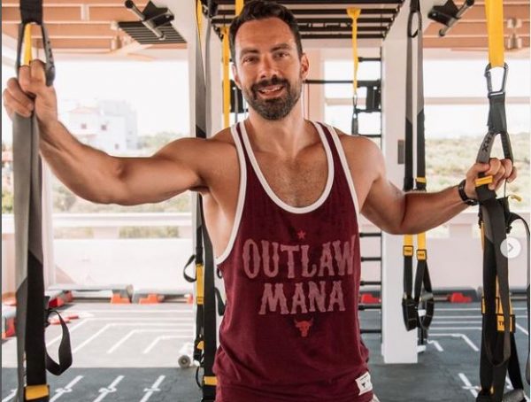 Σάκης Τανιμανίδης: Τραυματισμός για τον παρουσιαστή – «Ο μόνος τρόπος να με σταματήσουν»