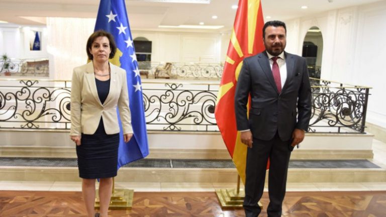 Ζάεφ: Είχε διώξει από το πρωθυπουργικό γραφείο του την ΥΠΕΞ του Κοσόβου