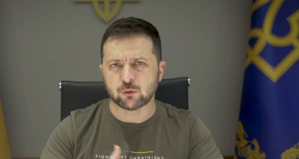 Ζελένσκι: Καταγγέλει λεηλασίες νοσοκομείων από τους ρώσους εισβολείς στη Χερσώνα