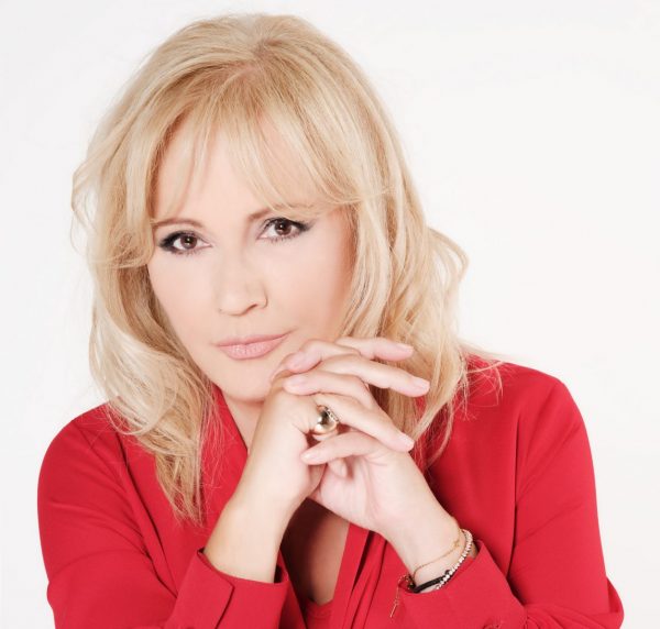 «Φως στο τούνελ»: Τρεις νέες, συγκλονιστικές υποθέσεις ερευνά η Αγγελική Νικολούλη