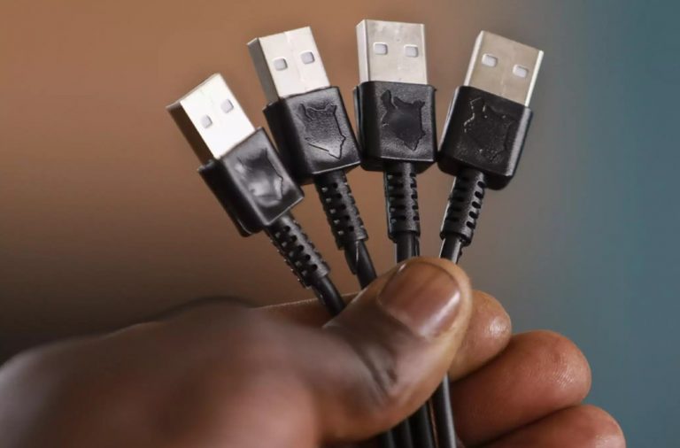 Ενιαίος φορτιστής για όλες τις συσκευές και για τα laptop