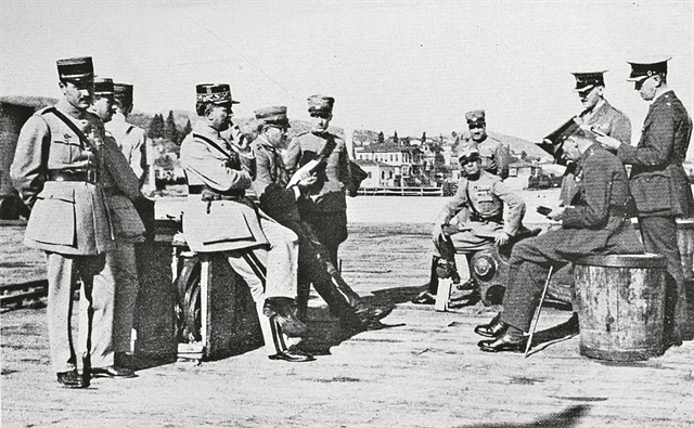 Η Ανακωχή των Μουδανιών και η παράδοση της Ανατ. Θράκης