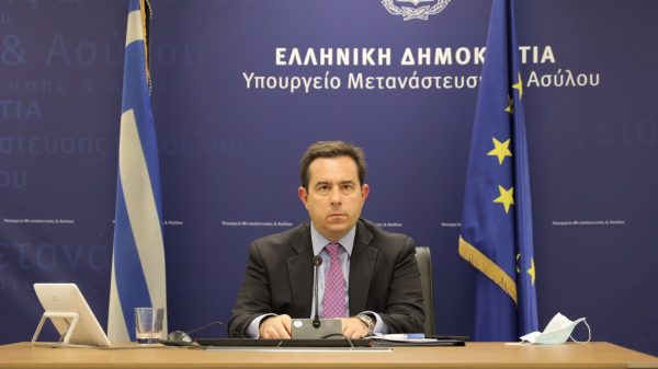 Μηταράκης: Έρχονται και άλλες βάρκες – Επίθεση στην Τουρκία και στην Ευρωπαϊκή Αριστερά