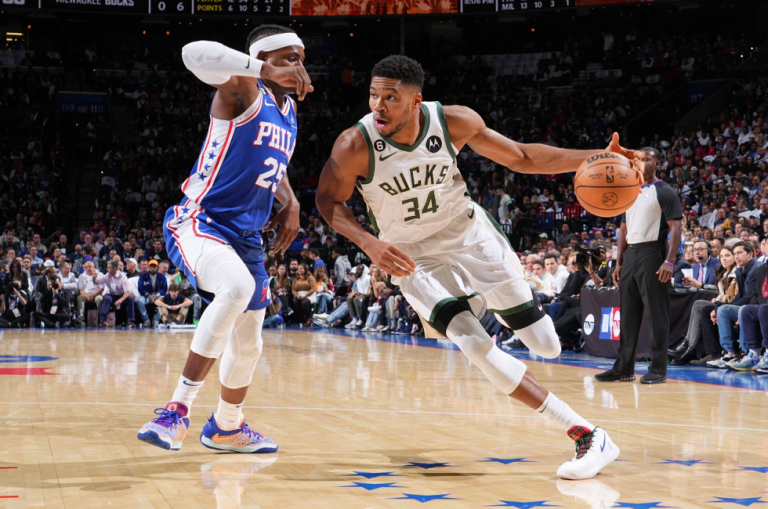 Με… τριπλό Giannis το Top 10 του NBA