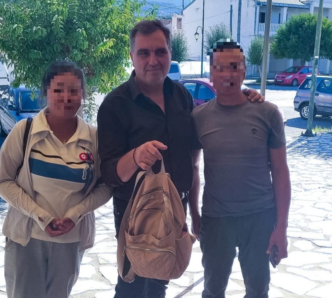 Κέρκυρα: Αντιδήμαρχος βρήκε τσάντα με χιλιάδες ευρώ