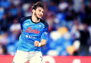 Όλη η Νάπολι στο… πόδι για το αυτοκίνητο του Κβαρατσχέλια