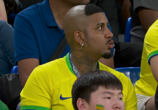 Φοβερό στιγμιότυπο με τον Ρονάλντο και οπαδό με το χαρακτηριστικό του κούρεμα (vid)