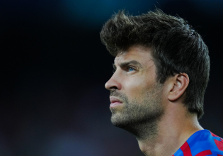 «Βόμβα Πικέ»: Ανακοίνωσε την απόσυρσή του από το ποδόσφαιρο (vid)