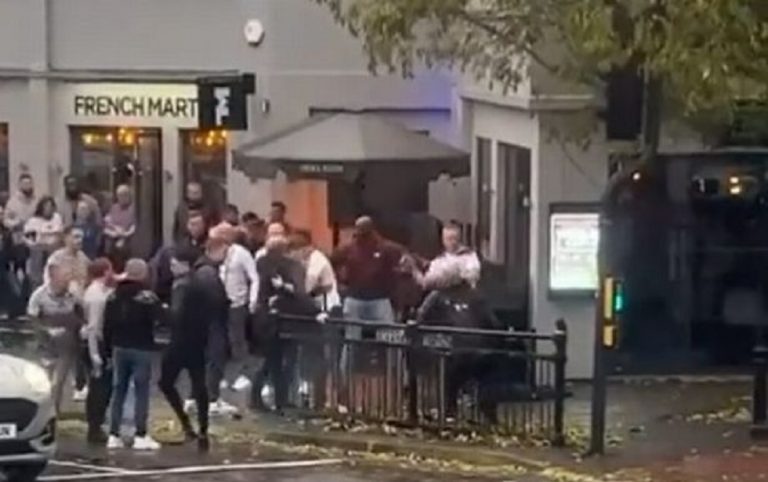 Φοβερό ξύλο ανάμεσα σε Άγγλους οπαδούς μετά το ματς της Αγγλίας με το Ιράν (vid)