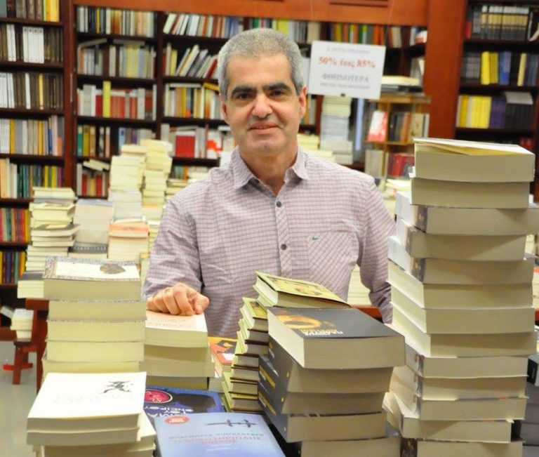 Ποιος είναι ο Παπαθεοδώρου που συνελήφθη για παιδική πορνογραφία