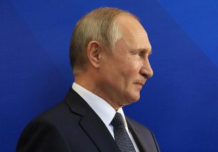 Βλαντίμιρ Πούτιν: Μετά την κατακραυγή συναντάται με μητέρες στρατιωτών