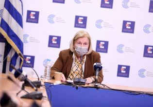 Θεοδωρίδου: Τα επικαιροποιημένα εμβόλια καλύπτουν τα νέα στελέχη – Να εμβολιαστούν και τα βρέφη