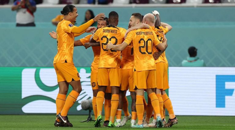 Προβάδισμα για την Ολλανδία με γκολάρα του Γκάκπο