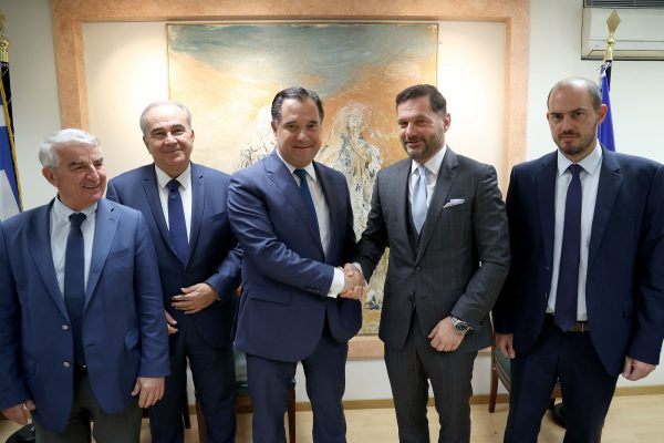 ΑΕΚ: Παραμένουν στα πιτς Αραούχο και Μουκουντί