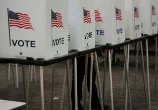 Η καμπή των ενδιάμεσων εκλογών στις ΗΠΑ