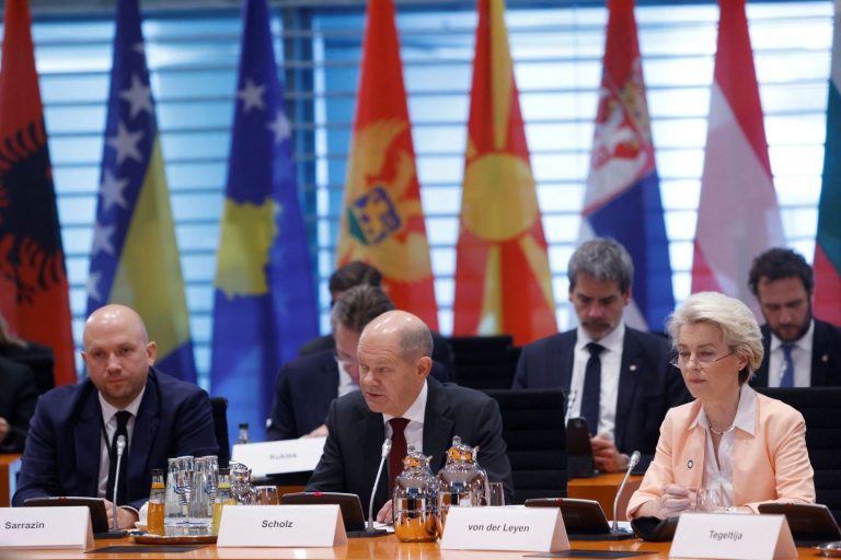 Σολτς προς Δυτικά Βαλκάνια: Καιρός να υπερβείτε τις διενέξεις