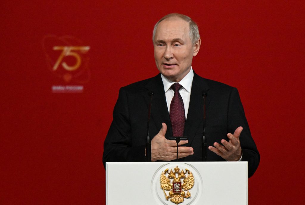 Χερσώνα: Διχασμένοι οι υποστηρικτές του Κρεμλίνου για την υποχώρηση – Θα αγγίξει τον Πούτιν η κριτική;
