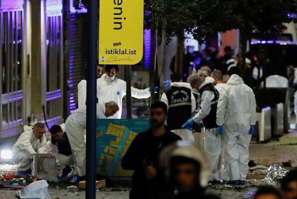 Εκρηξη στην Κωνσταντινούπολη: Μια ύποπτη γυναίκα αναζητούν οι αρχές – Τι κατέγραψαν οι κάμερες