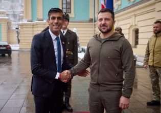 Σούνακ: Επισκέφθηκε την Ουκρανία και υποσχέθηκε ενίσχυση της αεράμυνας