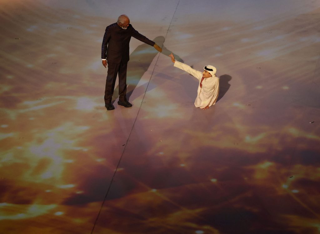 Μουντιάλ 2022: Γιατί ο Μόργκαν Φρίμαν φορούσε γάντι στην τελετή έναρξης