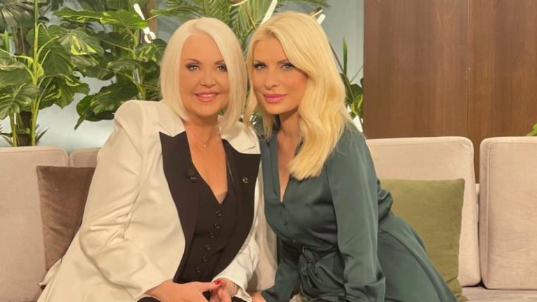 Σάρωσε η τηλεοπτική συνάντηση της Ρούλας Κορομηλά με την Ελένη Μενεγάκη