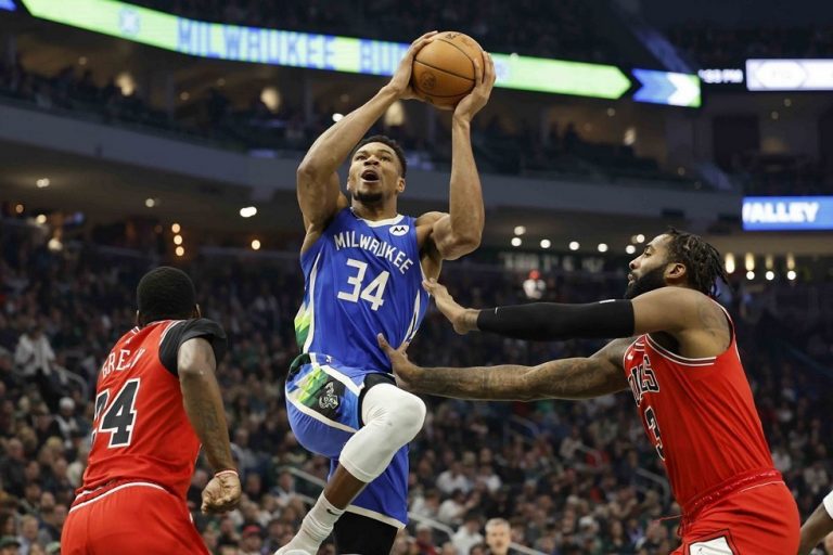 Οι καλύτερες στιγμές του Γιάννη κόντρα στους Μπουλς