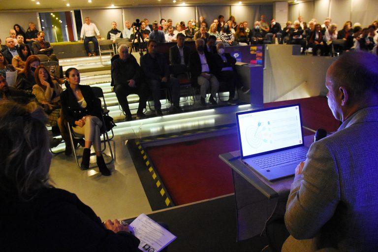 Παρουσίαση της πλατφόρμας του Ανοικτού Κέντρου Εμπορίου Νέας Σμύρνης