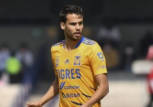 Ξανά στο προσκήνιο της ΑΕΚ ο Ρέγες