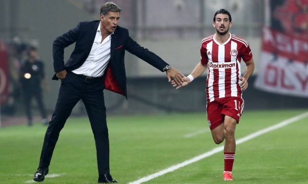 Το δάχτυλο και το φεγγάρι