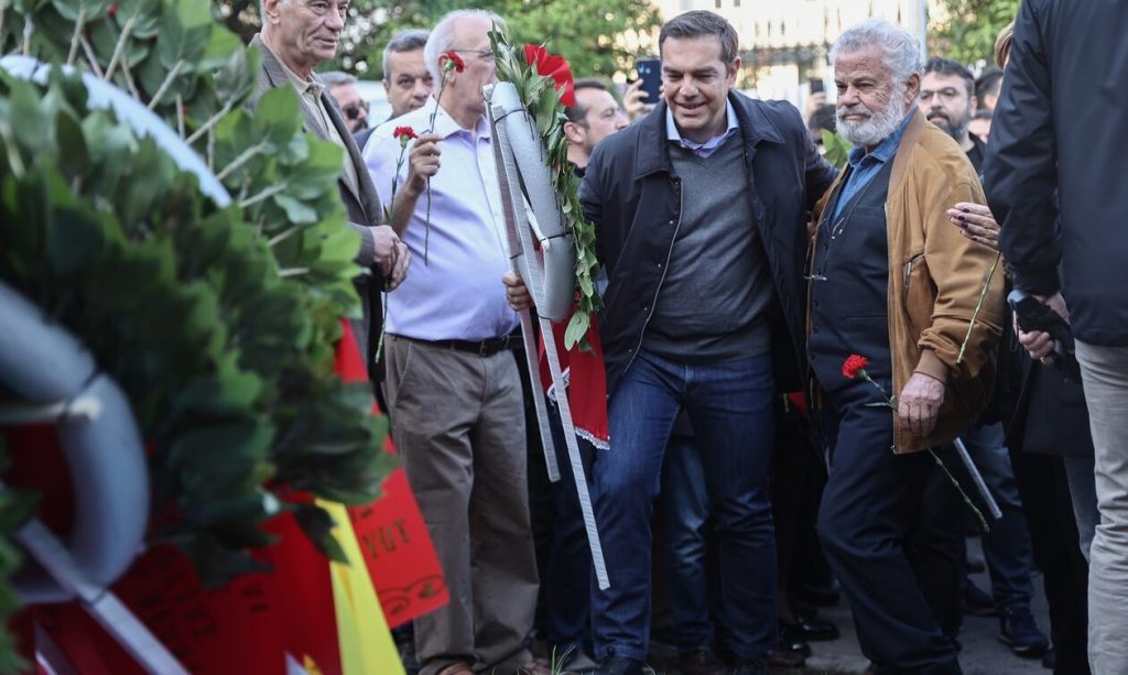 Τι θα σκέφτεται ο Τσίπρας στην πορεία σήμερα;