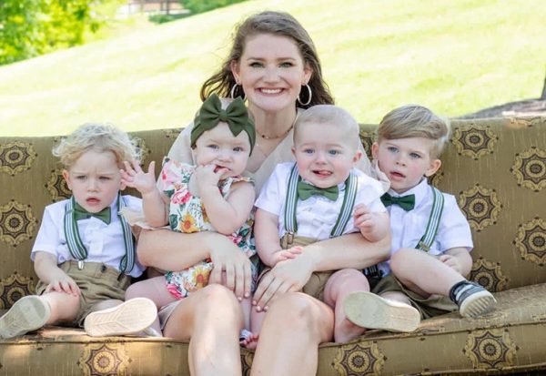 Η 22χρονη που… θα γεννάει δίδυμα κάθε φορά που θα μένει έγκυος