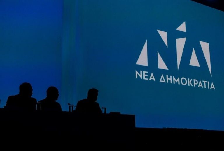 Εκλογές: Το γαλάζιο «ραντάρ» στρέφεται στα… δεξιά – Προεκλογικές αγωνίες