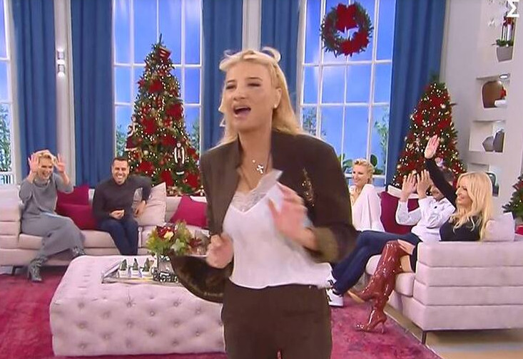 Φαίη Σκορδά: Έφυγε τρέχοντας από το πλατό της εκπομπής της – Τι συνέβη;