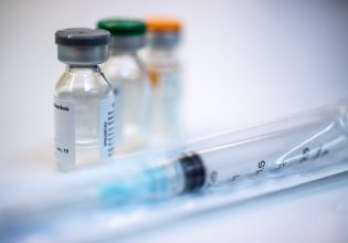 Καρκίνος: Εμβόλιο για επιθετικό όγκο του εγκεφάλου παρατείνει τη ζωή των ασθενών