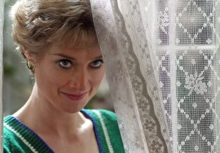 The Crown: «Οι χειρότεροι καιροί» – «Σφάζουν» την πέμπτη σεζόν της σειράς οι κριτικοί