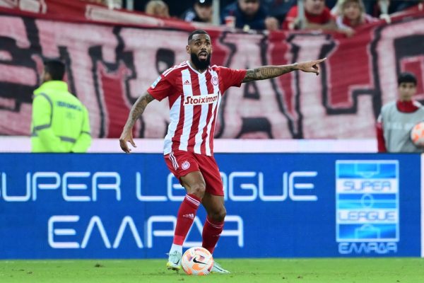 Εμβιλά: «Να δείξουμε πως είμαστε οι πρωταθλητές – Ο κόσμος είναι πάντα εκεί για την ομάδα»