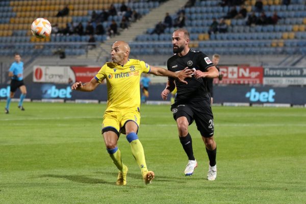 Με Μπαράλες και Τιλίκα κόντρα στην ΑΕΚ ο Αστέρας