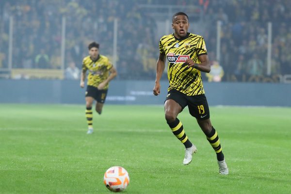 Η συγκινητική ιστορία για τη φανέλα του Ελίασον (pics)