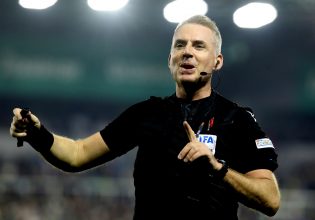 Έγινε ρεζίλι και στη Δανία ο Κέλετ: «Η μεγαλύτερη σφαγή στην ιστορία»