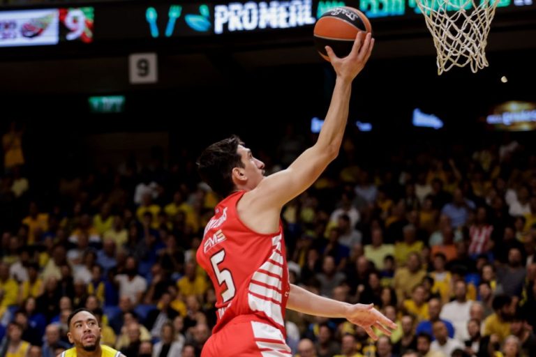Μακάμπι Τελ Αβίβ – Ολυμπιακός 90-84: Μόνο ο Λαρεντζάκης