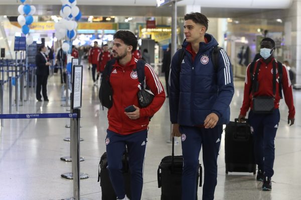 Συνέπεσαν στο αεροδρόμιο Ολυμπιακός και Παναθηναϊκός