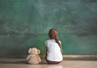 Κιβωτός του Κόσμου: Τα «αόρατα» παιδιά και τα άγνωστα έγγραφα για κακοποιήσεις