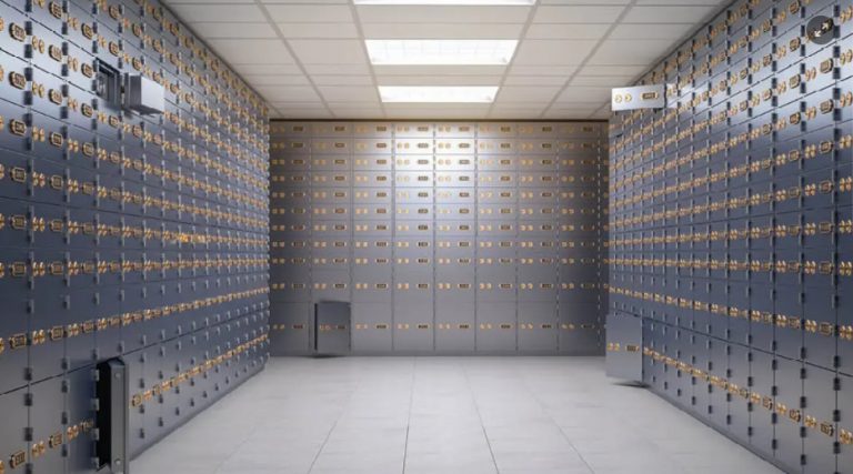 Κιβωτός του Κόσμου: Κακοποιήσεις και ένα οικονομικό σκάνδαλο μεγατόνων – Οι ανύπαρκτοι έλεγχοι και η «αγία» ασυδοσία